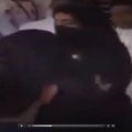 VIDEO: Saudi Araabias meestejõugu poolt ahistatud naisi süüdistatakse võrgutamises