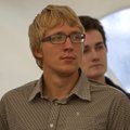 Johannes Tralla õpib perega prantsuse keelt