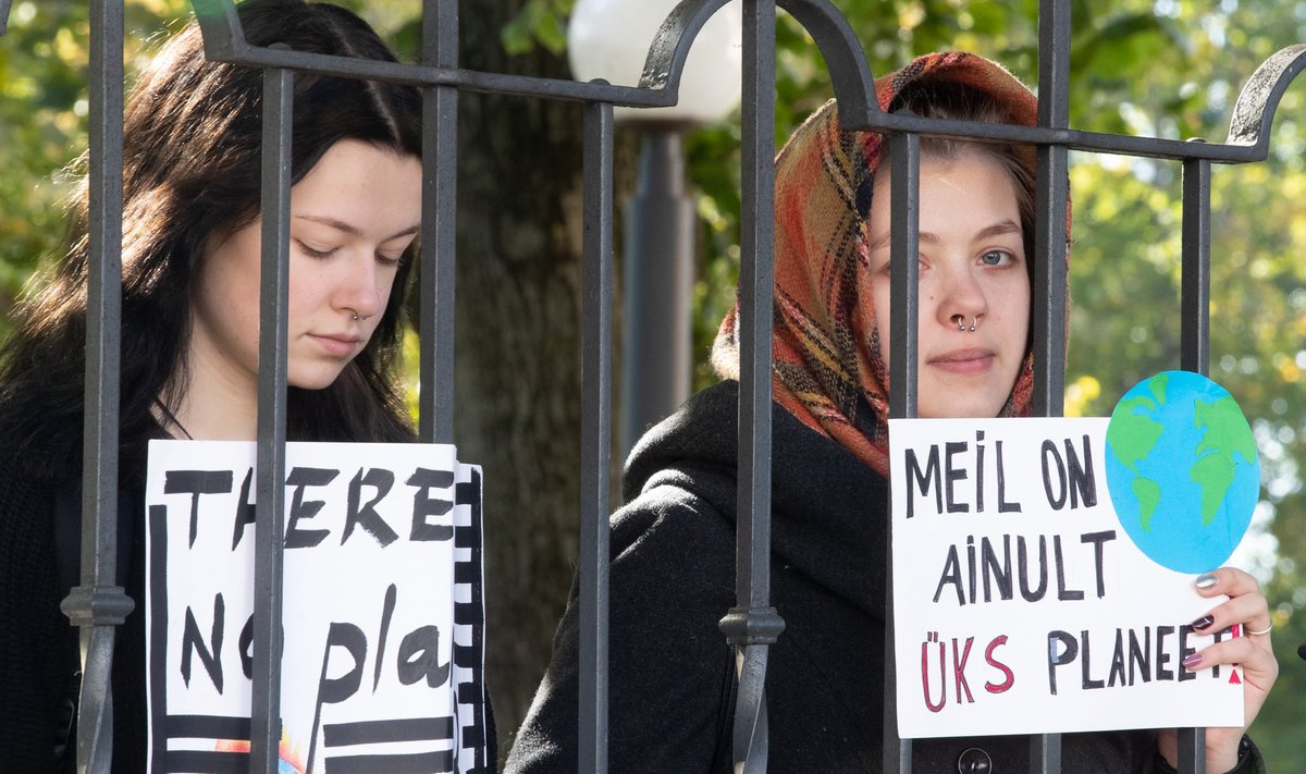 Noorteliikumise Fridays for Future meeleavaldus Toompeal