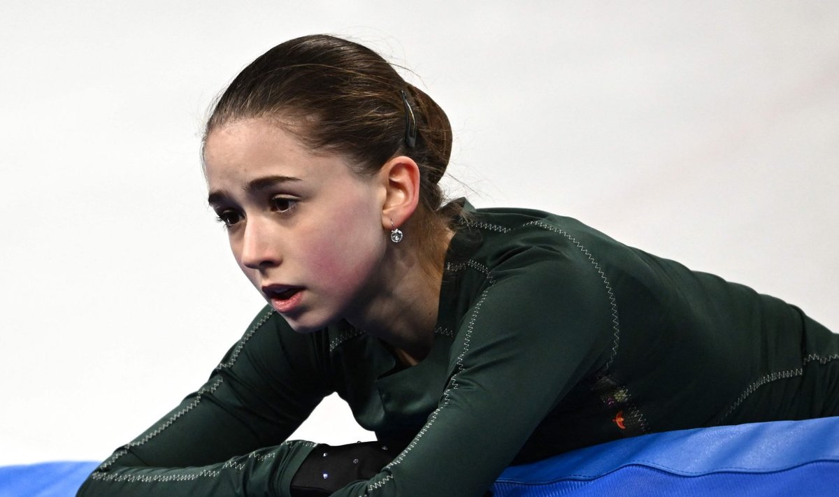 Kamila Valijeva pühapäeval peetud treeningul.