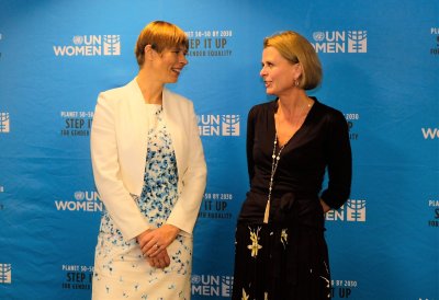 New Yorgis UN WOMEN asedirektori Åsa Regnériga. 