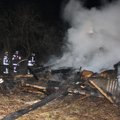 FOTOD: Saaremaal langesid tuleroaks elumaja ja auto
