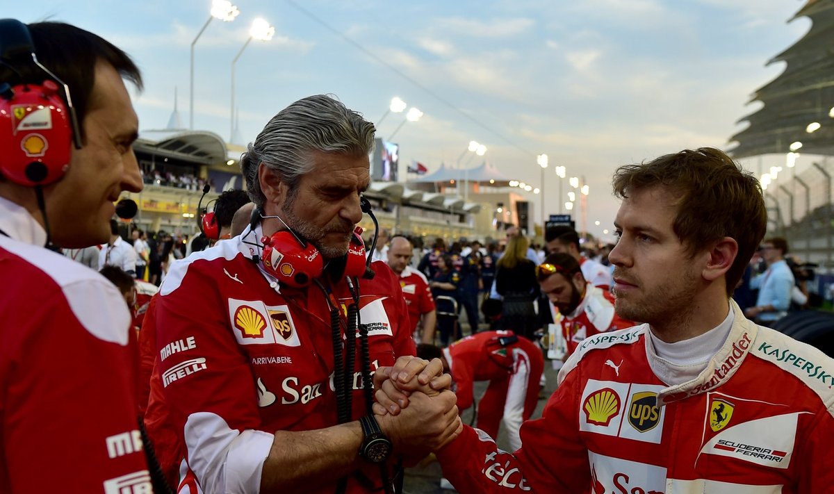 Maurizio Arrivabene ja Sebastian Vettel