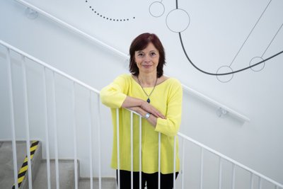 PALJU KÜSIMUSI: Terviseameti nõunik Irina Dontšenko on jooksnud tele- ja raadiostuudiote vahet, et koroonaviirusest rääkida.