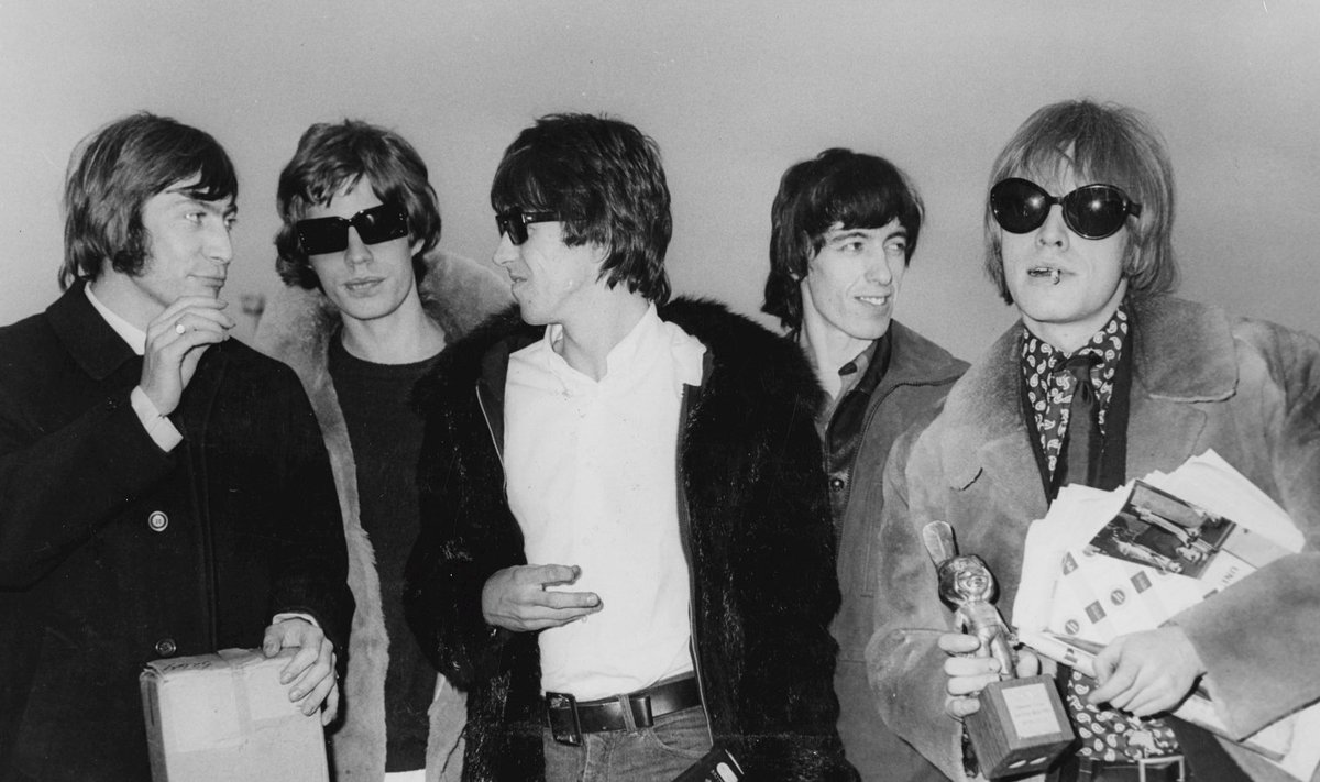 CHARLIE WATTS , MICK JAGGER , KEITH RICHARDS , BILL WYMAN and BRIAN JONES. APRILL 1966.