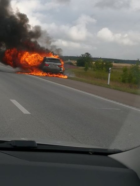 Tulekahju Peterburi maanteel