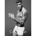 VIDEO: OHOO! Bieberi-poisist sai Calvin Kleini uus pesukompu: aga mis talle küll püksi topiti?