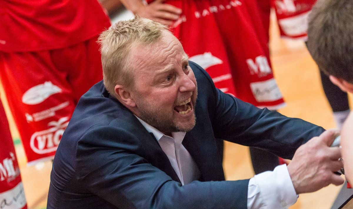 Aivar Kuusmaa pole veel otsustanud, kas jätkab Rapla peatreenerina või mitte.