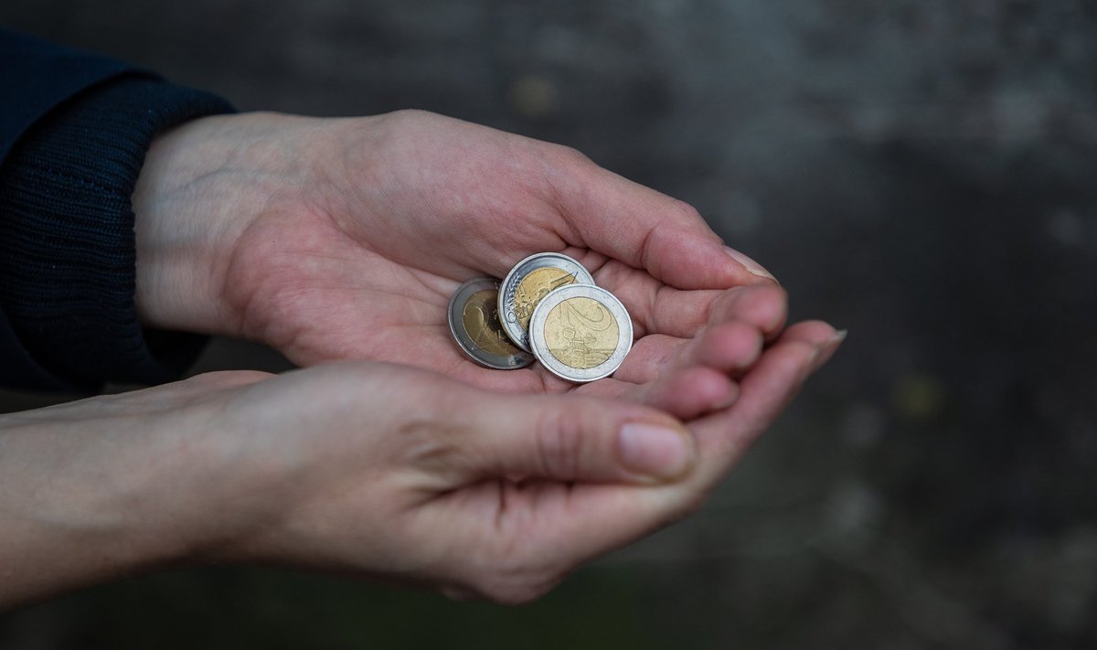 87 inimesel jäi täna hüvitis või toetus saamata.