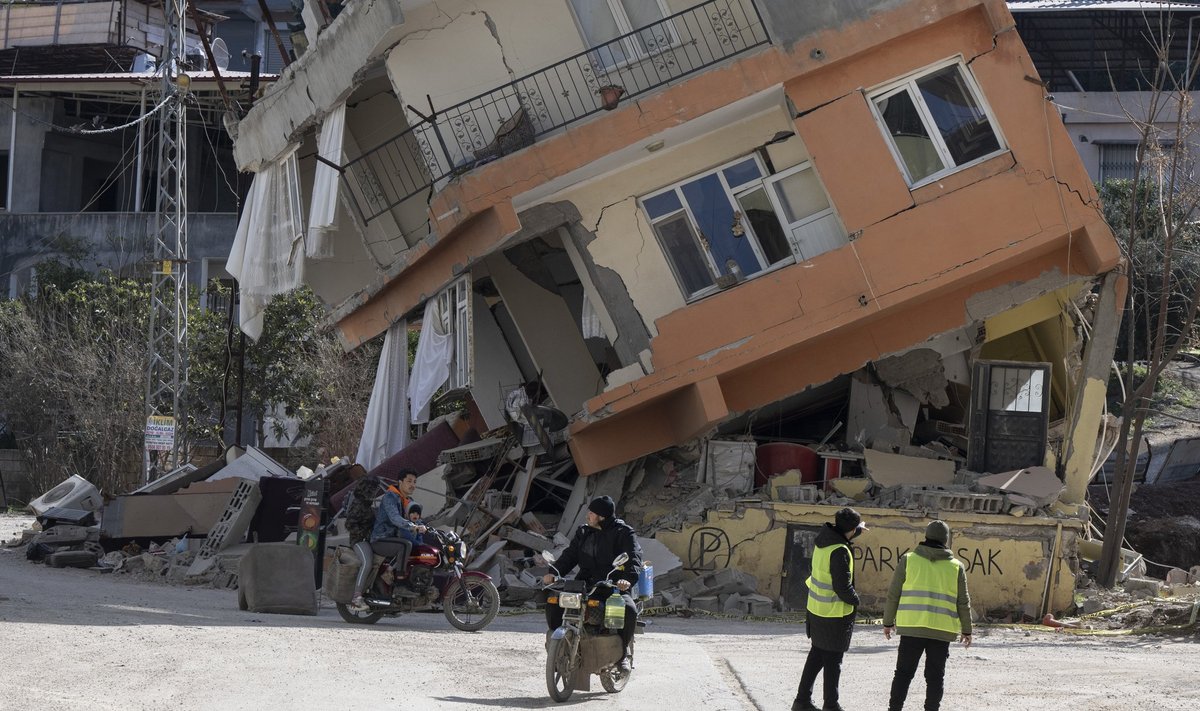 Maavärina tagajärjed Türgis Kirikhanis.