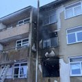 ФОТО и ВИДЕО | В многоквартирном доме вспыхнул пожар: люди сидели на балконе и не могли выбраться