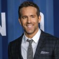 Ryan Reynolds sai koroonavaktsiini ja heidab nalja vandenõulaste üle