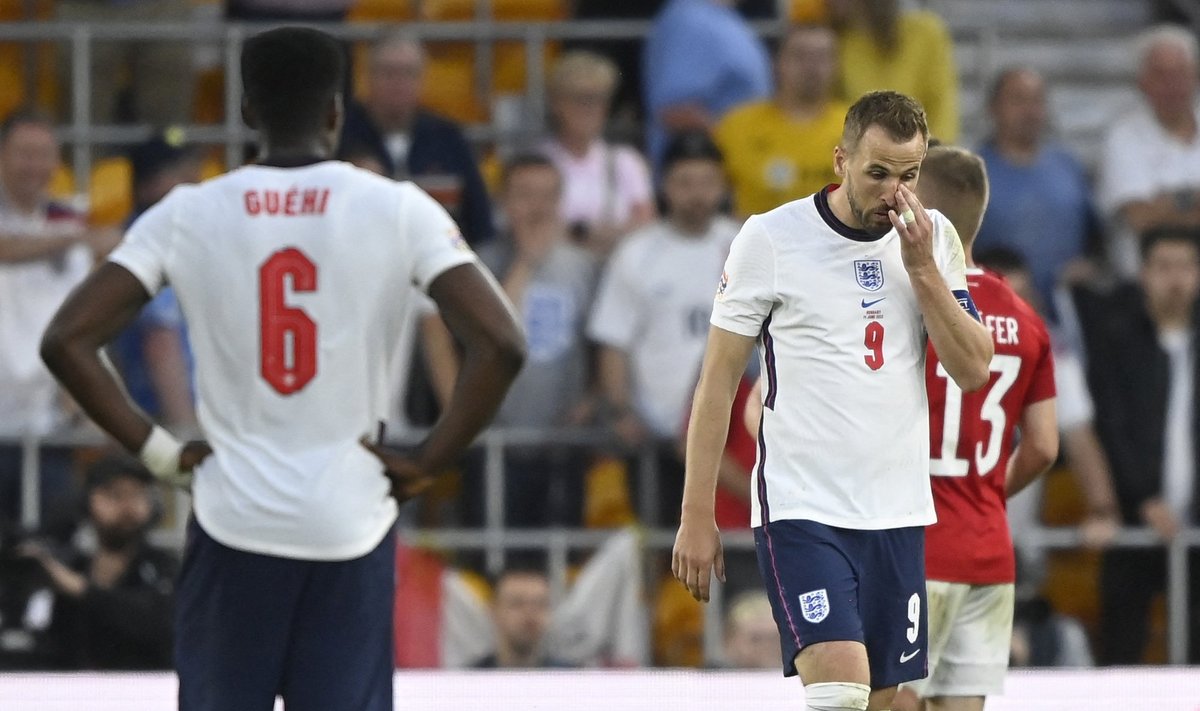 Inglismaa koondise kaptenil Harry Kane’il on kõvasti mõtteainet. Koduväljakul saadud 0 : 4 kaotus Ungarilt on inglaste jaoks piinlik.