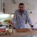 Karantiiniköögi VIDEO #2 | Hiltoni peakokk Lauri Tomingas kodus kokkamisest: valmistan mõnusaid ja lihtsaid asju