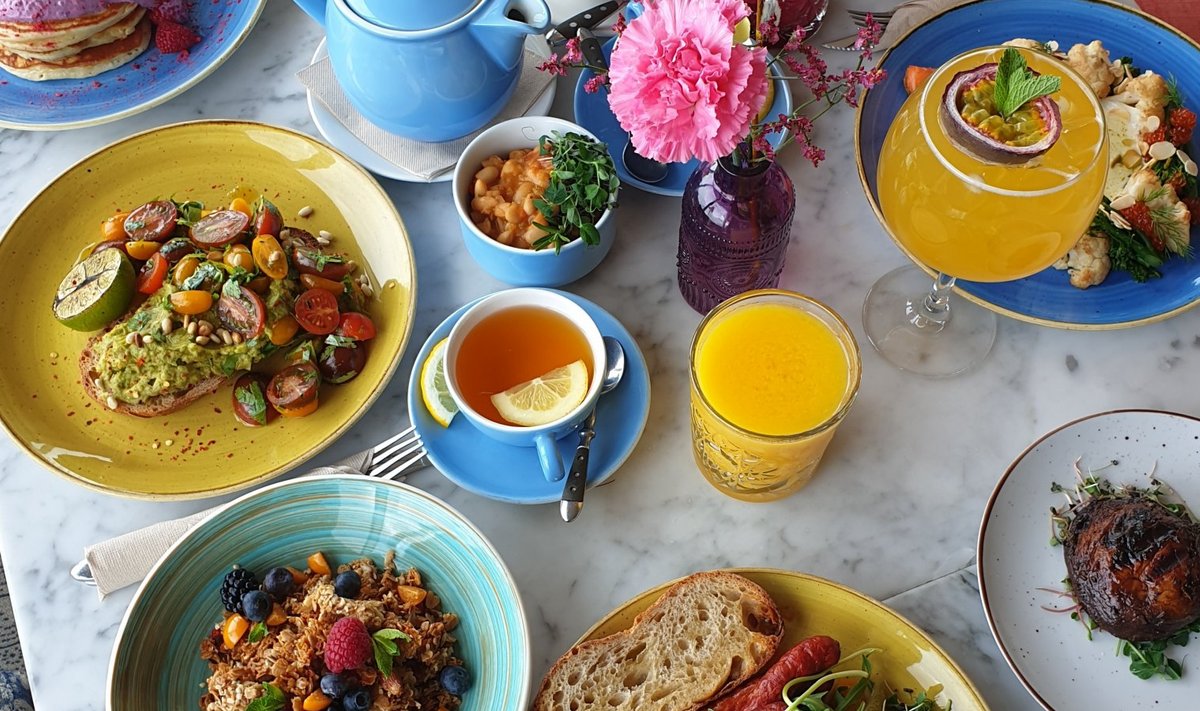 Brunch kohvikus Komeet