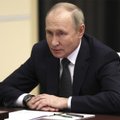 ФОТО | Путин приехал на военный полигон со странной меткой на руке, что породило новую волну слухов