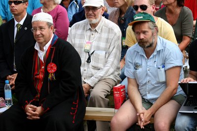 President Ilves aastal 2007 Viljandi folgil – muhedalt mulgikuues ja rahva seas
