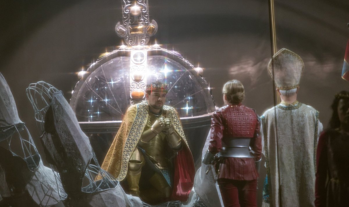 USK JA LOOTUS: Kuningas Carlo (David Esteban) ja Jeanne d’Arc (Elena Brazhnyk)