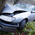 Хроника ДТП: в Куусалу пострадал 70-летний водитель, в Тарту — 19-летняя пассажирка