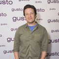 Jamie Oliver keelas teismelisel tütrel selfide postitamise