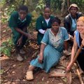 Eestlased õpetavad Uganda noori endale keskkonnasõbralikult toidukraami kasvatama