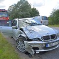 DELFI FOTOD | Viljandi vallas toimunud kahe auto kokkupõrkes sai üks inimene vigastada
