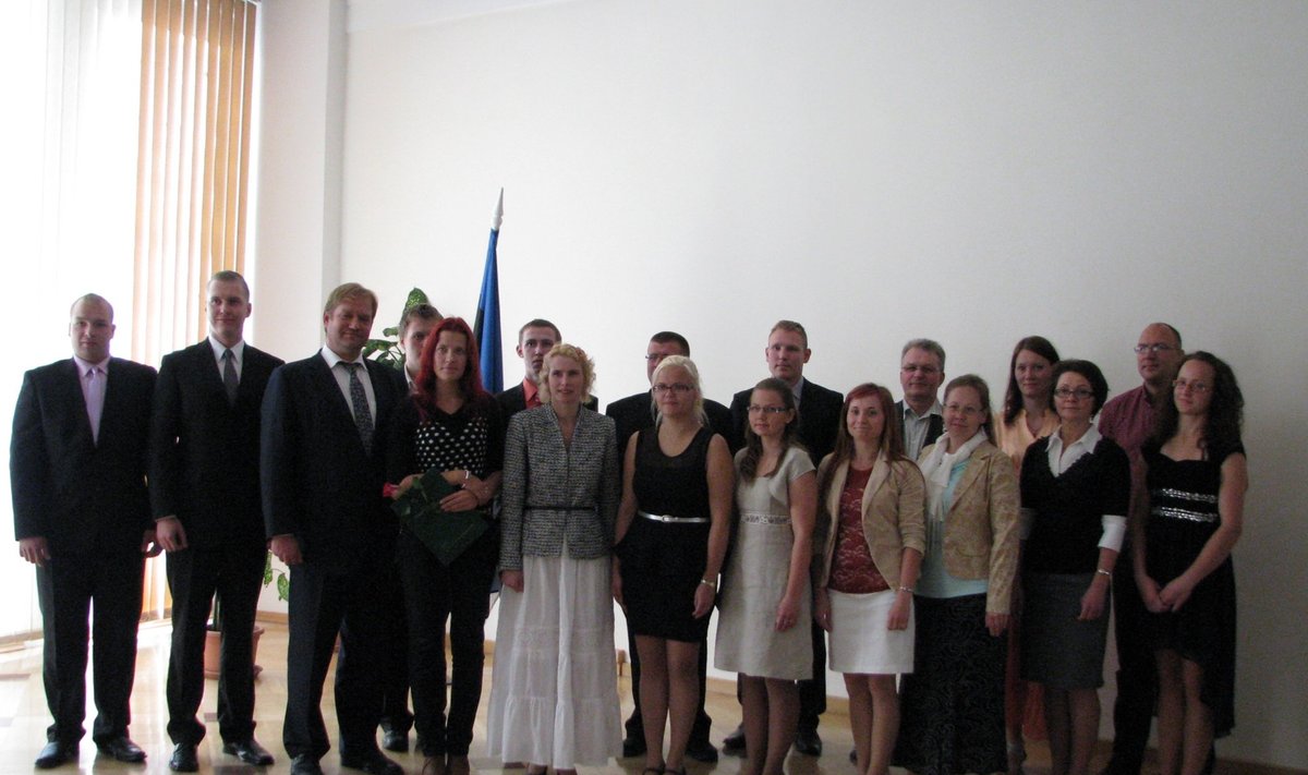 Põllumajandusminister Ivari Padar tunnustas maamajanduslike kutseõppeasutuste, Eesti Maaülikooli ja Eesti Mereakadeemia parimaid lõpetajaid. 