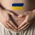Vapustav pääsemine! Naine, kes sai emaks tänu ukrainlannast surrogaadile, aitas neil Suurbritanniasse põgeneda