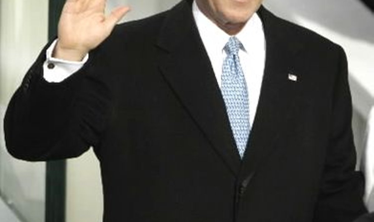 George W Bush andmas teist korda ametivannet