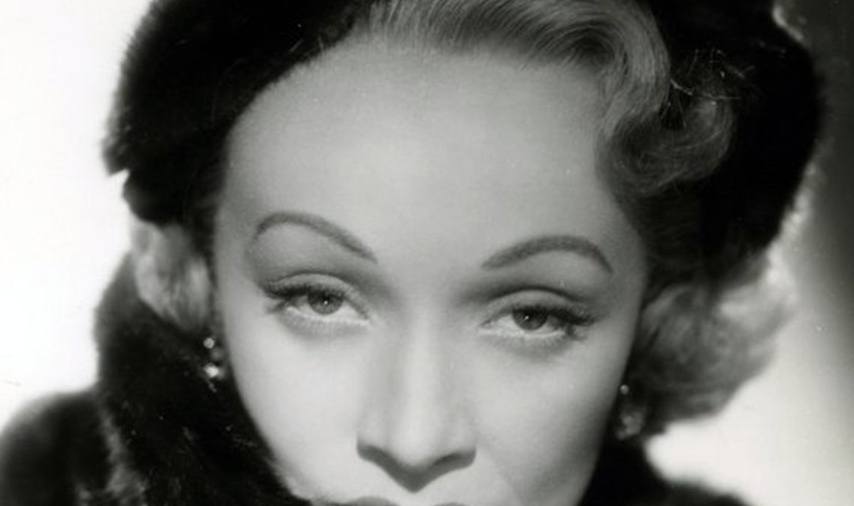 Marleen Dietrich ei varjanudki oma biseksuaalsust ning oli suhtes Greta Garboga