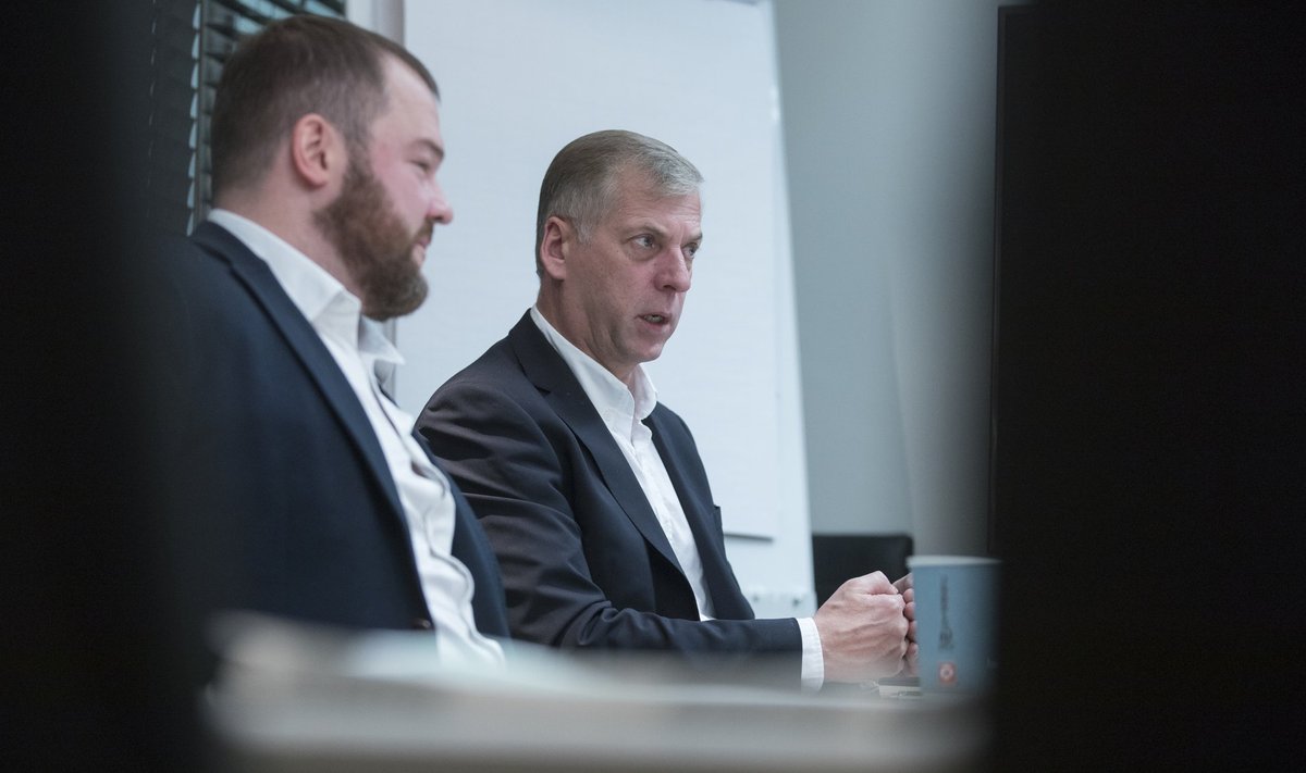Est-Fori esindajad Aadu Polli ja Margus Kohava otsivad vabrikule uut kodu.