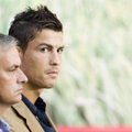 Endine maailma parim jalgpallur tülist Ronaldo ja Mourinho vahel: Ronaldo oli pisarate äärel