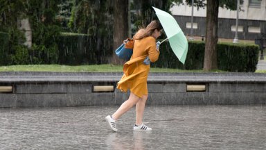 NÄDALA ILMAPROGNOOS | Homsest keerab ilm ära, vihmavarjust saab parim sõber