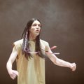 VIDEOINTERVJUU: Henrik Kalmet üritab tantsulavastusega meeleheitlikult mõnele festivalile pääseda