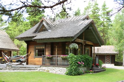 Saaremaa mereäärne talu.