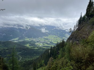 Motomatkajate vaade Alpidele