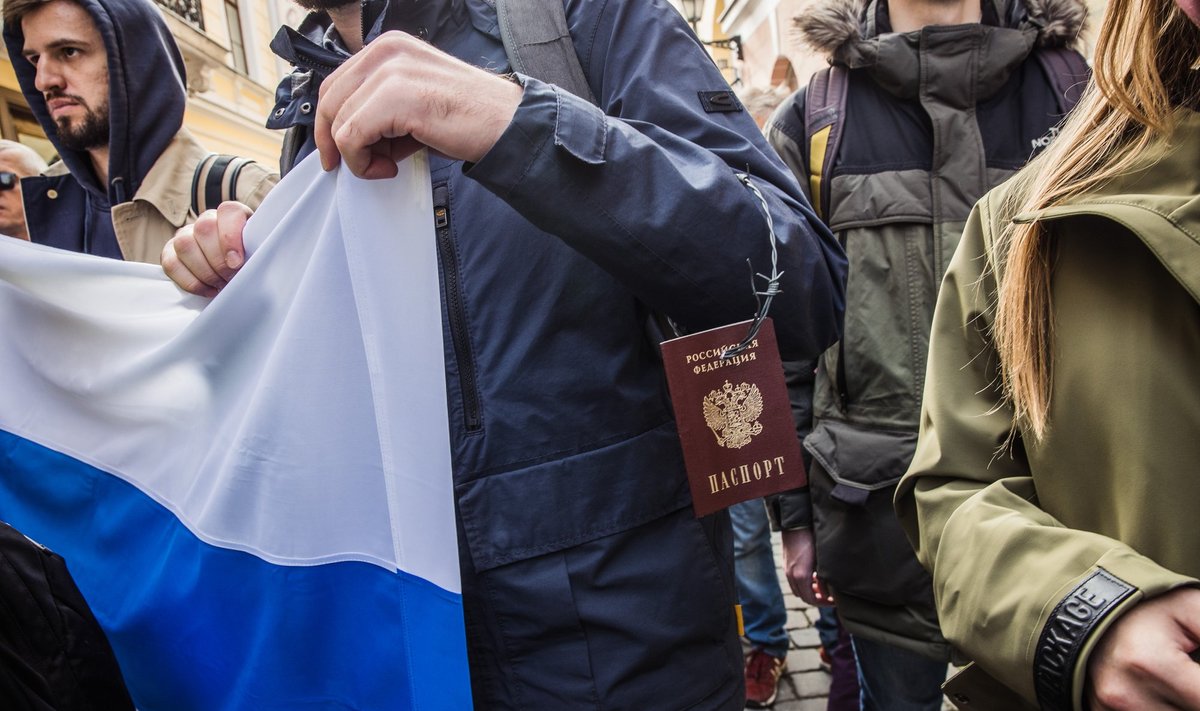 Антивоенная демонстрация у российского посольства в Таллинне 24.09.2022