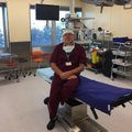 "Вылечившиеся пациенты верят потом только онкологу": хирург Владимир Афанасьев про первого пациента, приметы и влияние COVID-19 на смертность от рака