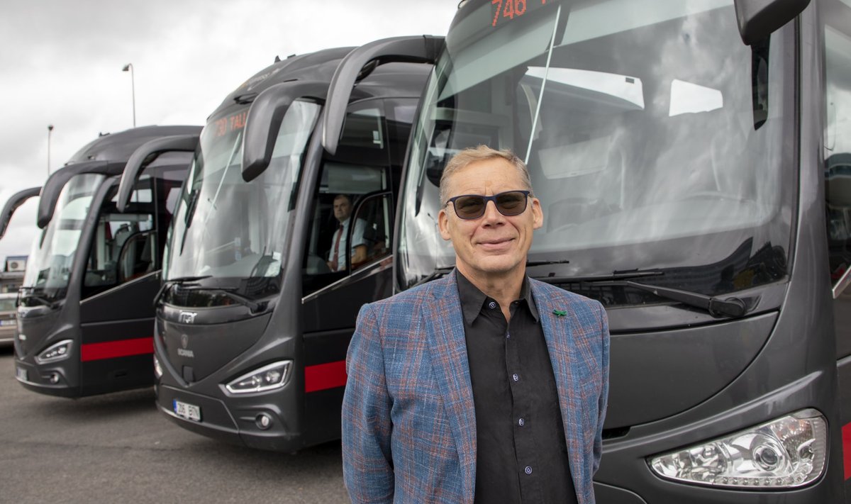 Transpordiettevõtja Hugo Osula on ühisliikluse valdkonnaga tegelnud viimased 40 aastat. Koroonakriis pani suurema jao tema busse seisma, kuid suvel hakkas liiklus tasapisi taastuma.