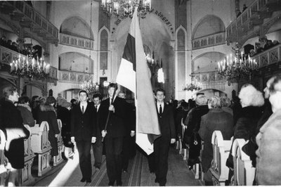 EÜSi taasavamise pidulik jumalateenistus Tartu Peetri kirikus 1. detsembril 1988.