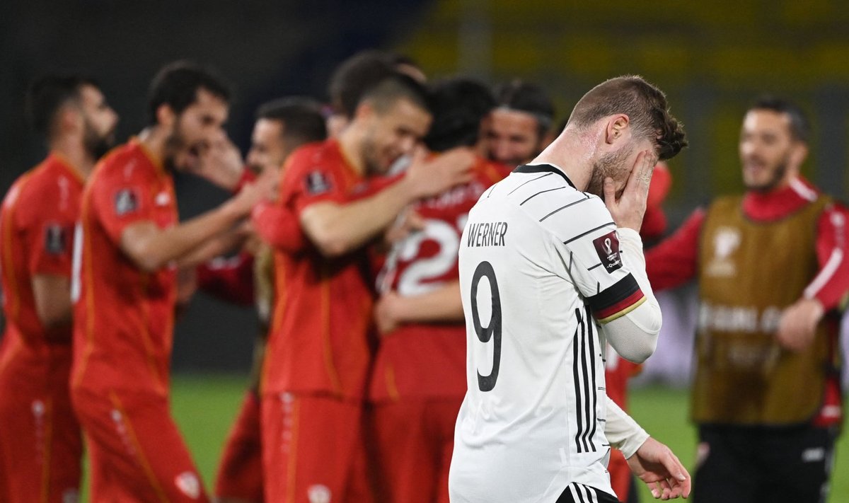 Timo Werner ja juubeldavad Põhja-Makedoonia jalgpallurid