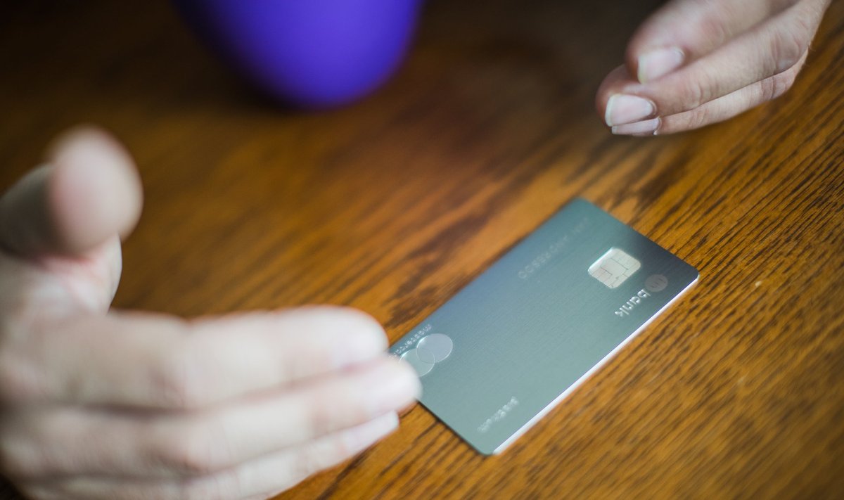 Inbanki uus metallist krediitkaart