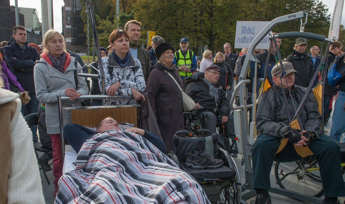 Puuetega inimeste meeleavaldus Tallinnas