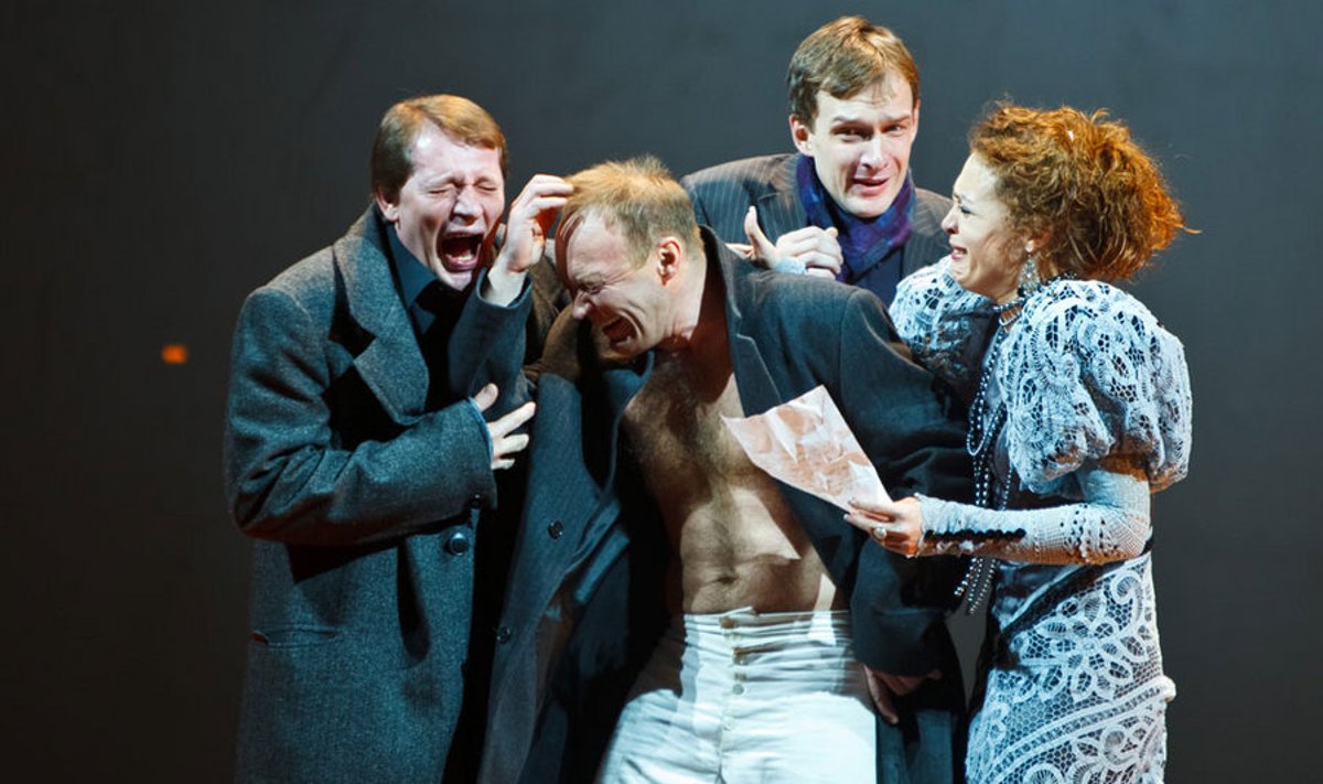 Jevgeni Martšelli lavastus „Nimetu” pälvis tänavu parima draamalavastuse kategoorias Venemaa kõrgeima teatripreemia.