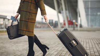Не выезжайте в аэропорт заранее, а все ценные вещи сдайте в багаж: 15 вредных советов для путешественниц