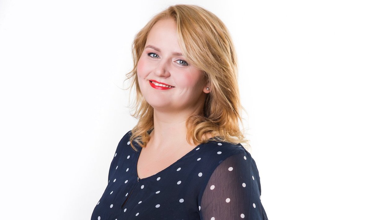 Andra Teede (30) on stsenarist ja luuletaja. Ta kirjutab oma elust ja tööst, meestest ja naistest.