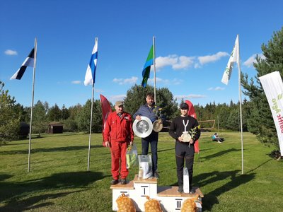 Tavaadra võitjad vasakult Raido Kunila, kaspar Järvala ja Mark-Hubert Heil.