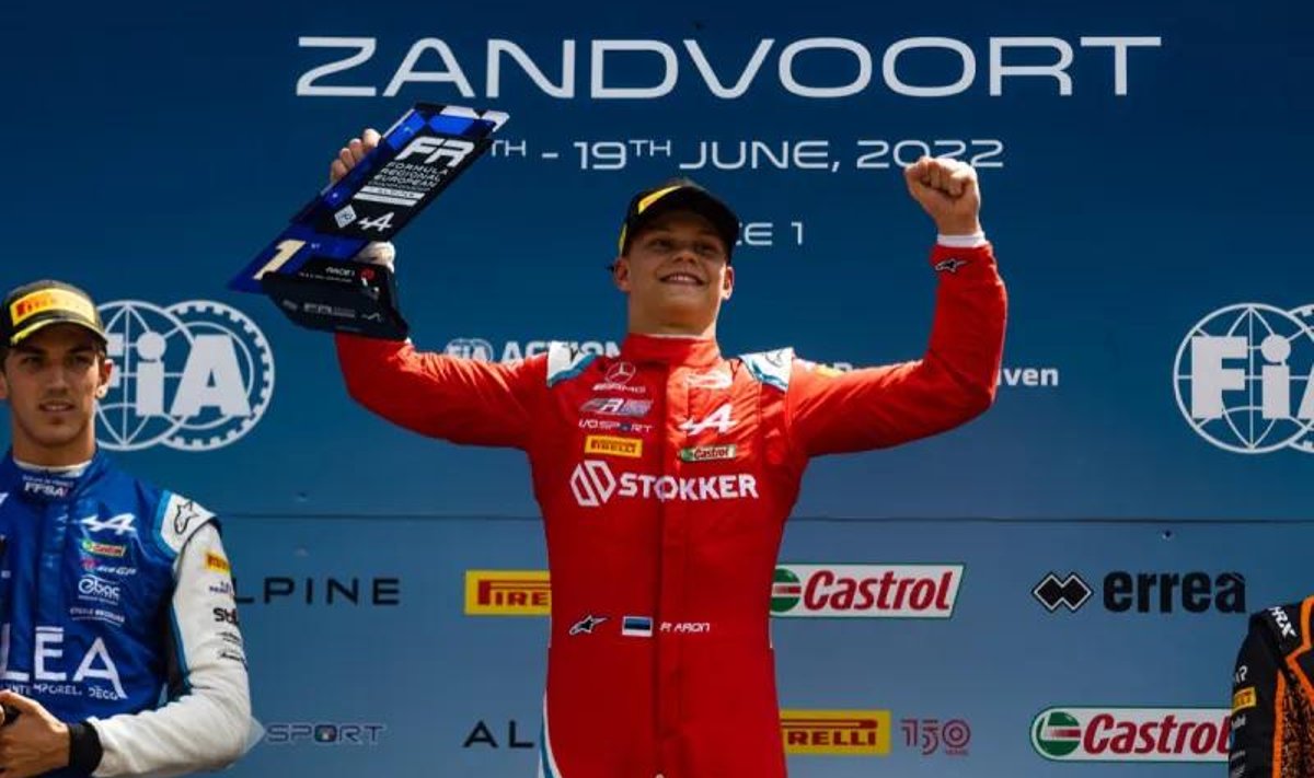 Paul Aron võttis Hollandis Zandvoortis toimunud etapil kaks sõiduvõitu.
