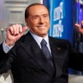 Silvio Berlusconi viidi neeruvaluga haiglasse, aga lubas kohe europarlamendi valimiste kampaaniat jätkata