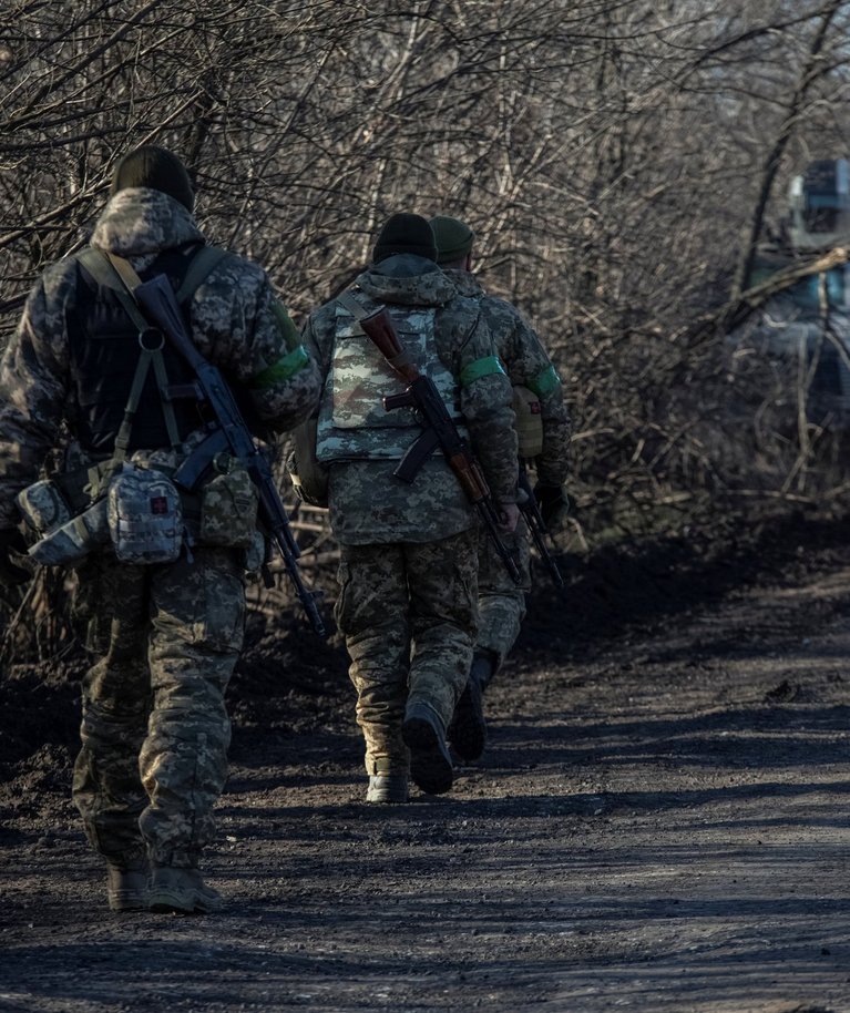 Ukraina sõjaväelased rindejoone lähedal Soledaris. Foto tehtud 23. jaanuaril 2023. 
